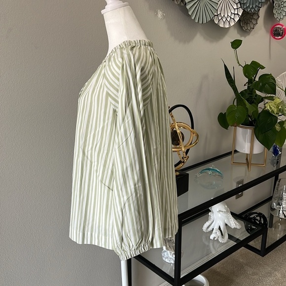 Nine West Jeans Laurel Green Stripe Tie Front blouse Size M - Picture 3 of 14